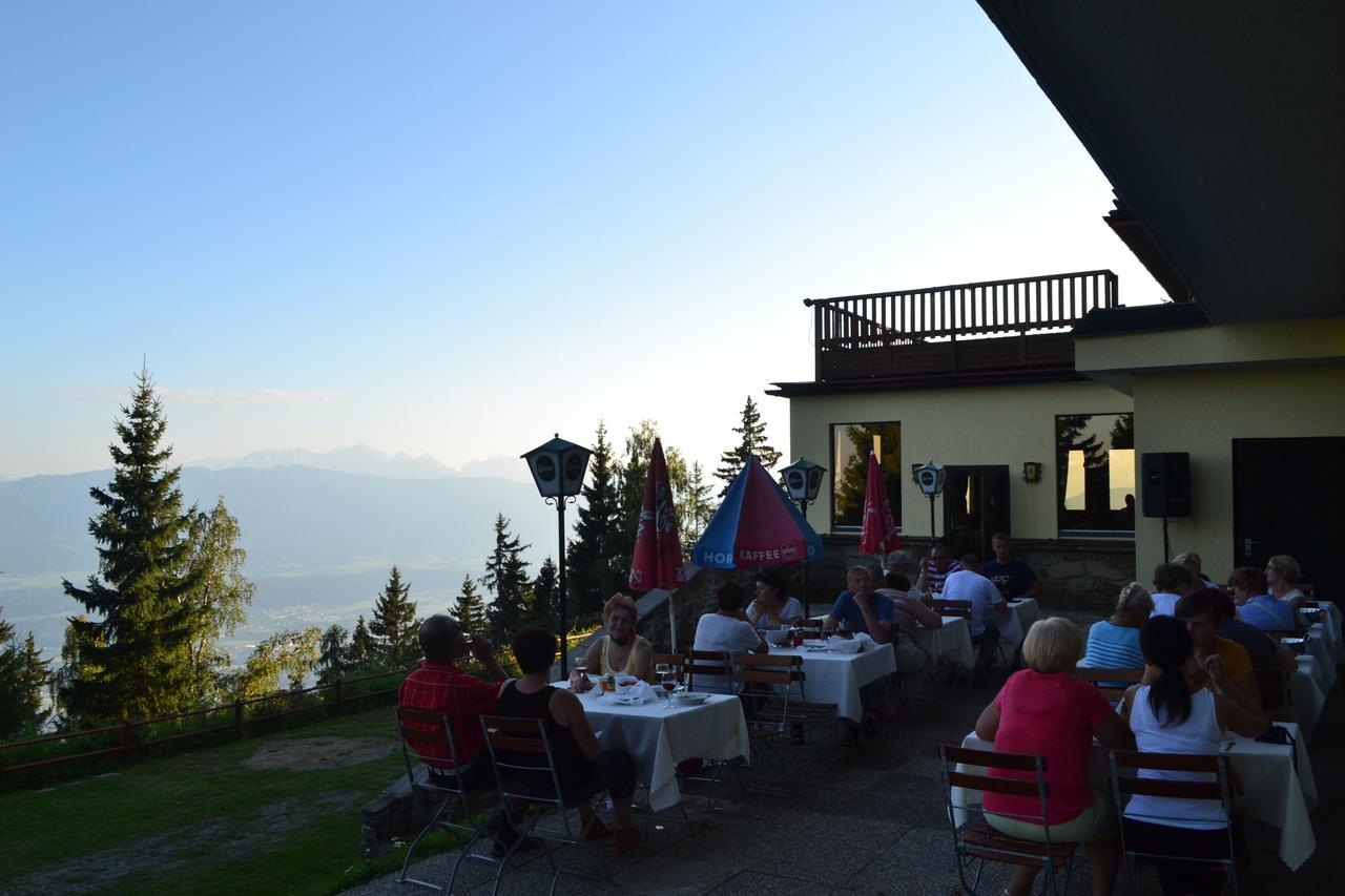 Hotel Alpinum Treffen Eksteriør billede